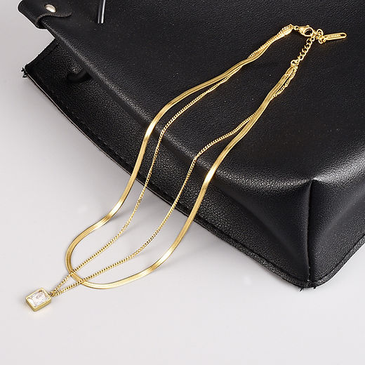 Layered ZIRCON Pendant Necklace - Image 4