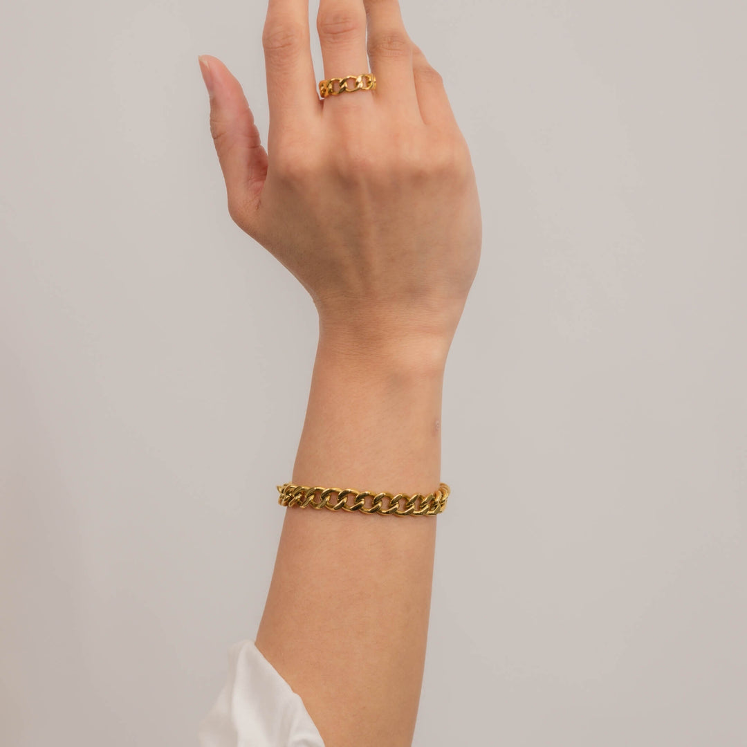 18k GOLD MIAMI CUBAN CHAIN BRACELET - Image 5