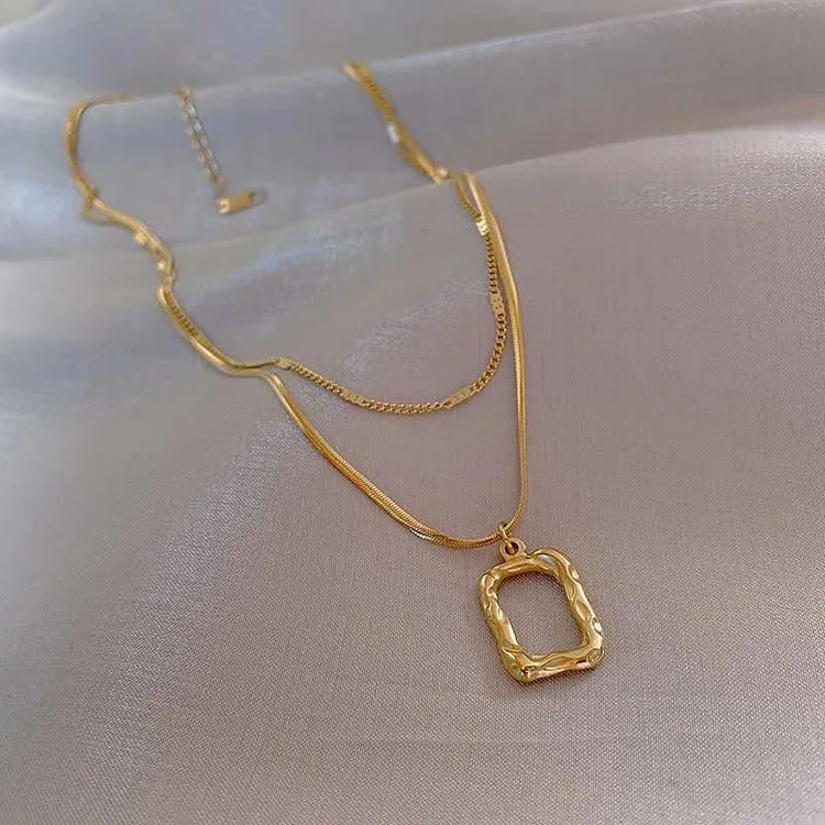 RECTANGLE DROP NECKLACE 18K - Image 5