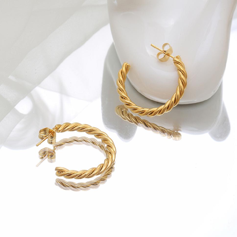 CHASINA HOOP EARRINGS - Image 3