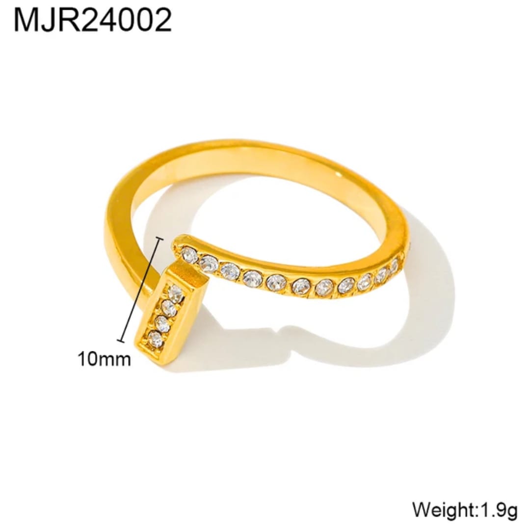 Luxury Womens Trendy Cubic Zirconia Ring - Image 4